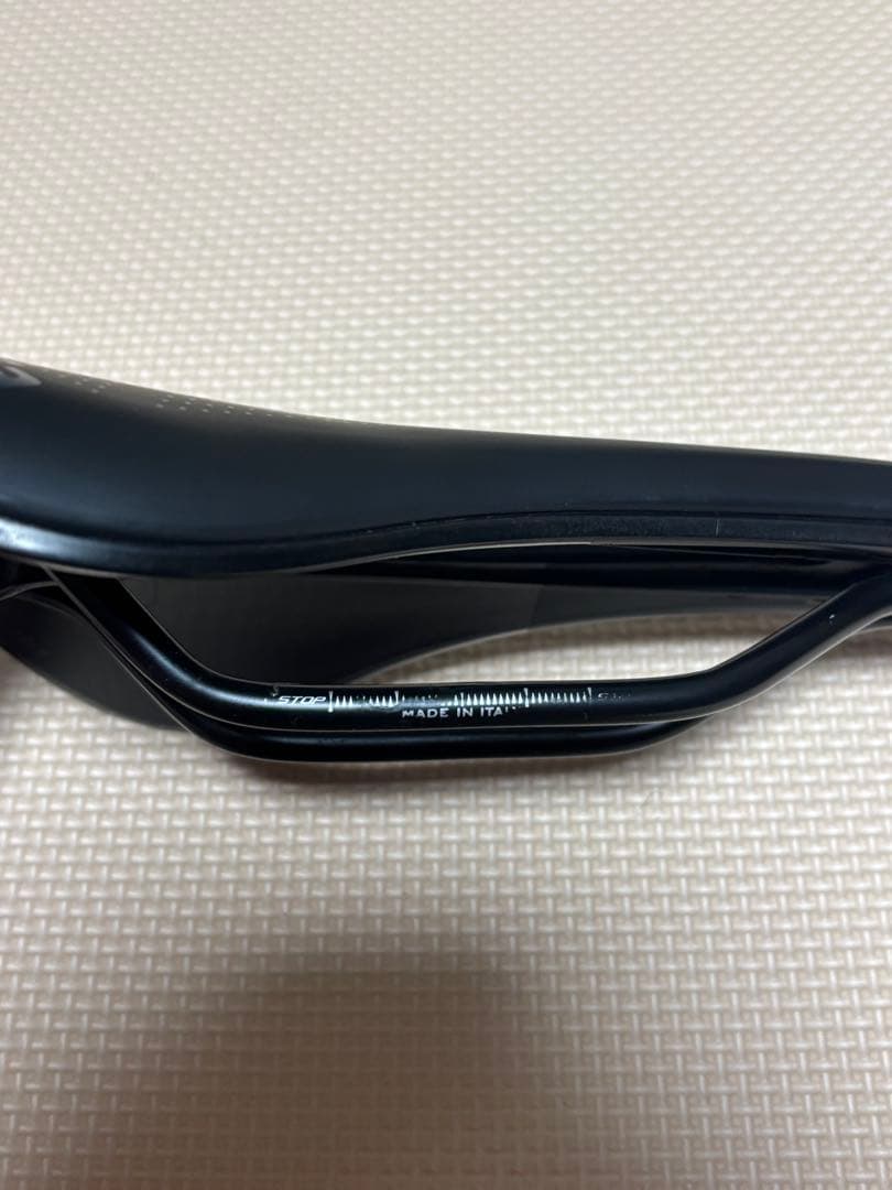 Selle Italia NOVUS BOOST EVO TM スーパーフロー