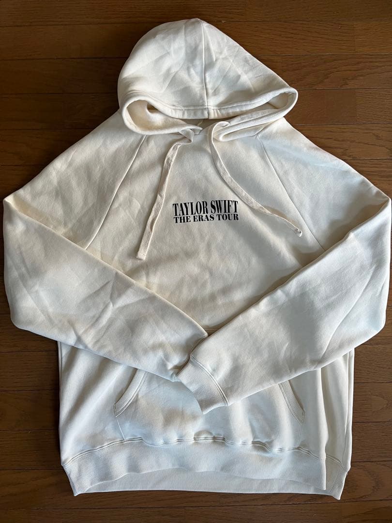 値下げ　Taylor Swift The Eras Tour フーディ　Mサイズ