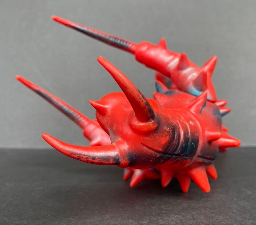 ブルマァク　 グドン　帰ってきたウルトラマン　公開当時品　 尻尾破損あり