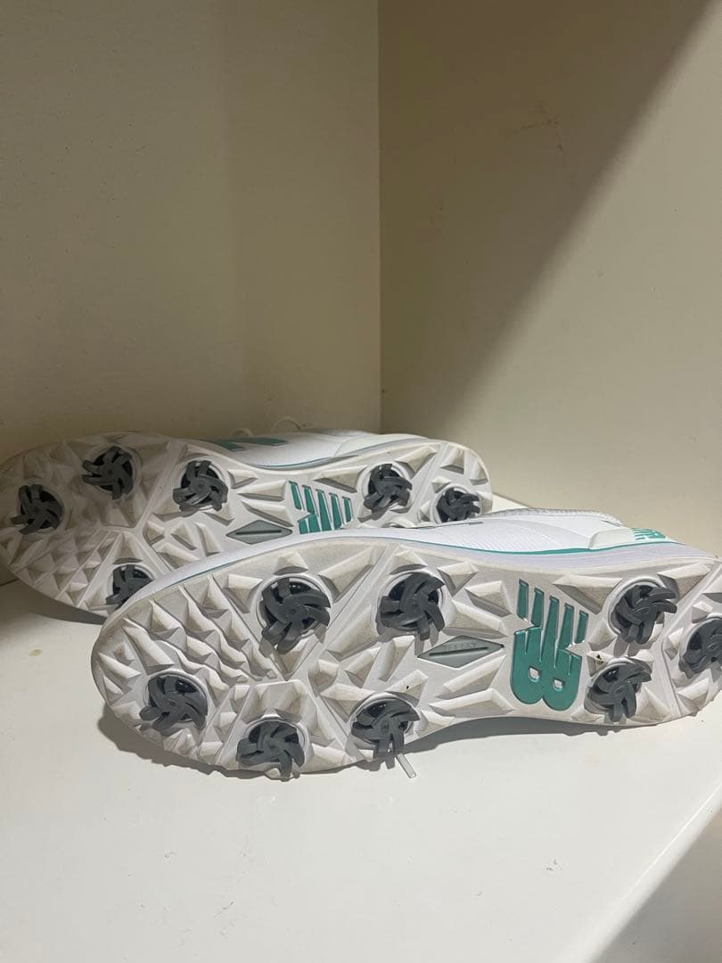 New Balance ゴルフシューズ ホワイト/ターコイズ