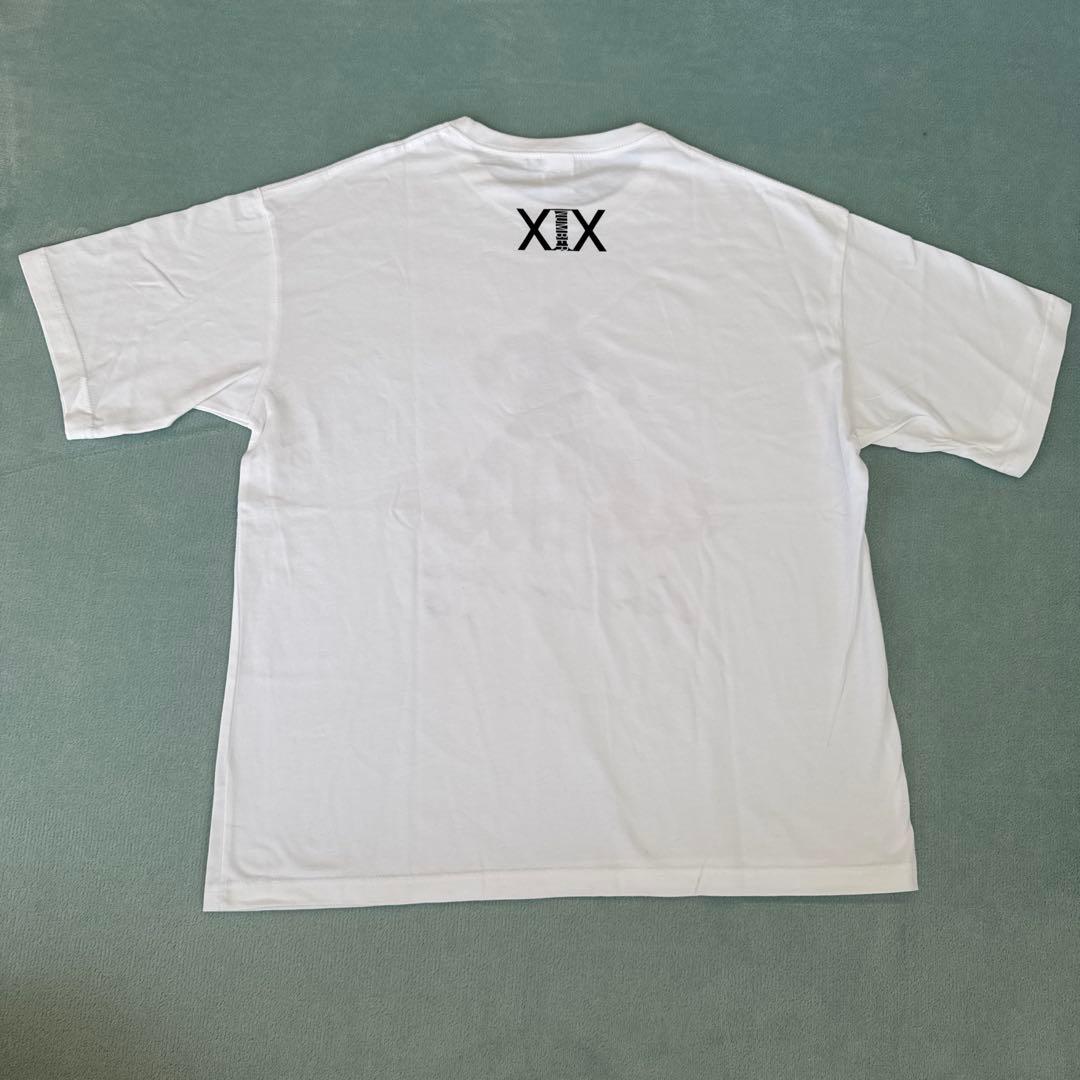 上原浩治　元プロ野球選手のサイン入りシャツ(M) & 野球ボール