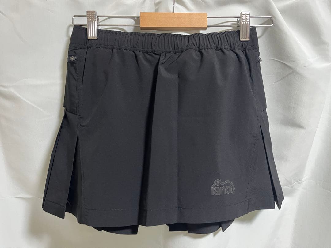 美品 ranor ラナー ランニングプリーツスカート S ブラック トレラン