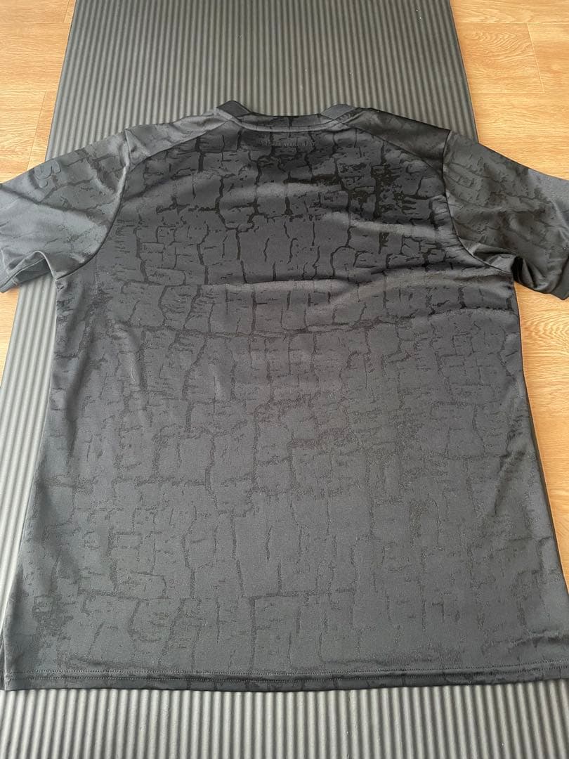 PUMA ボルシアドルトムント 限定ブラックシャツ