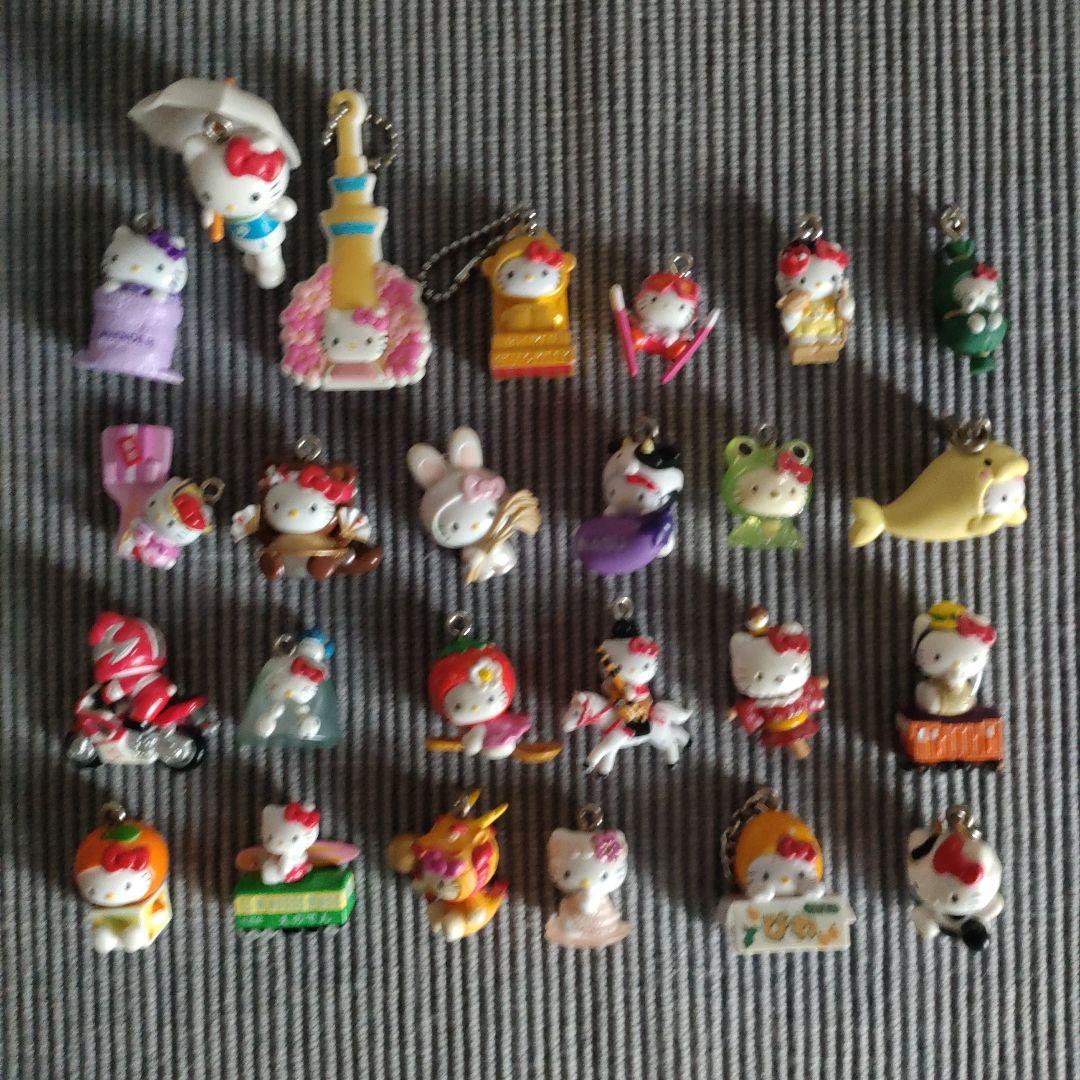 星*奨様 【匿名配送】ご当地キティ　ボールペン14本　シャープペン1本　マスコッ