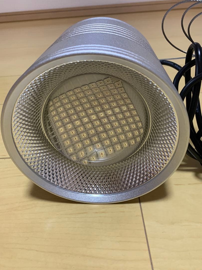 ライト・照明器具 WEEK AQUA T series RGB+UV 4in1