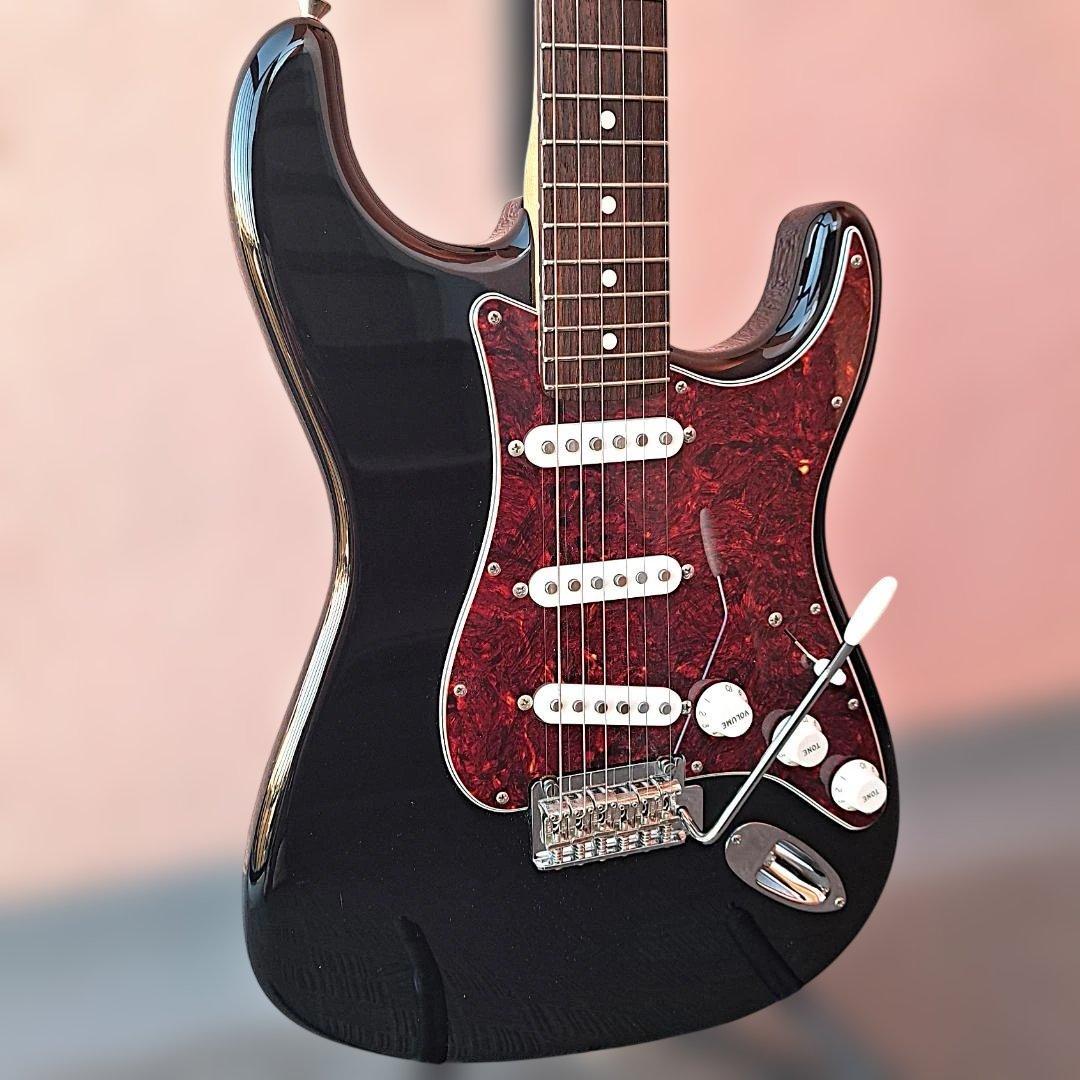 ■Fender MIJ Hybrid II Stratocaster フェンダー