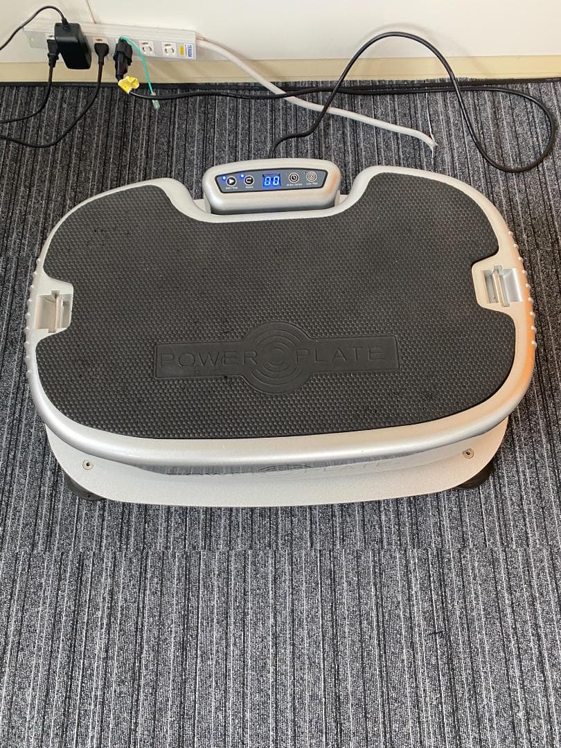 POWER PLATE パワープレート トレーニング　ダイエットマシン