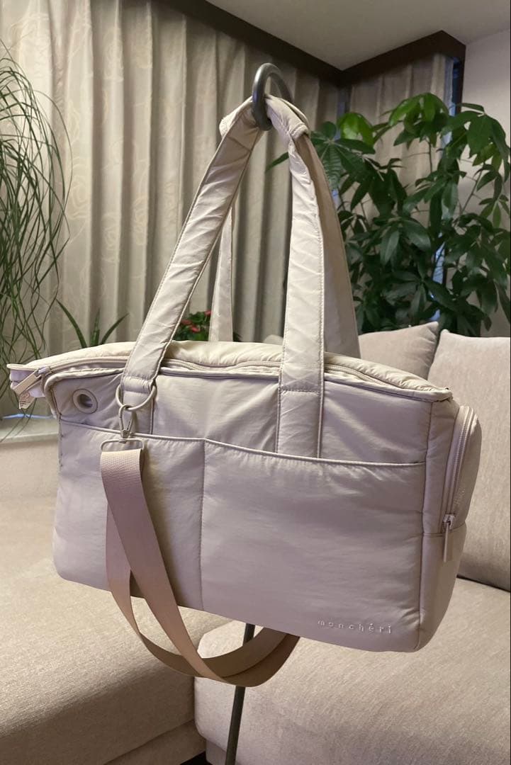 橋本環奈愛用中　moncheriキャリーバック