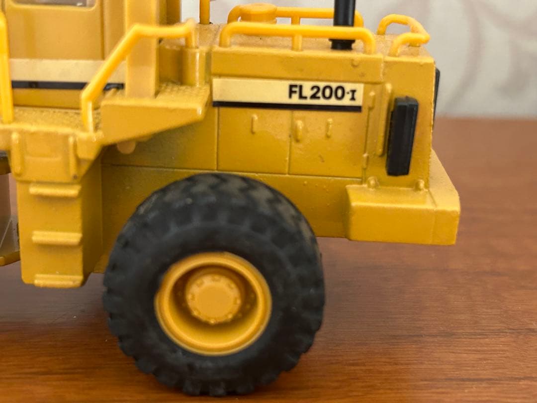 古河機械金属ホイールローダーFL200-I新品 ミニチュア