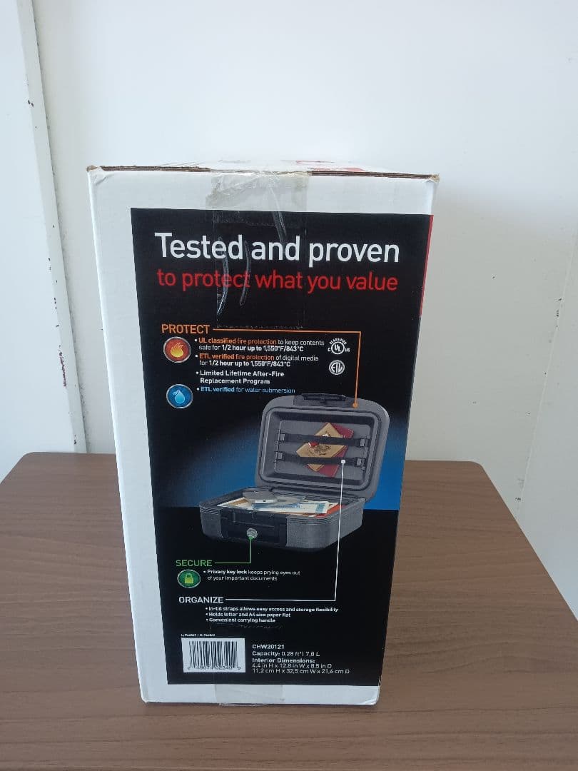 T270　耐水　耐火　ポータブル金庫