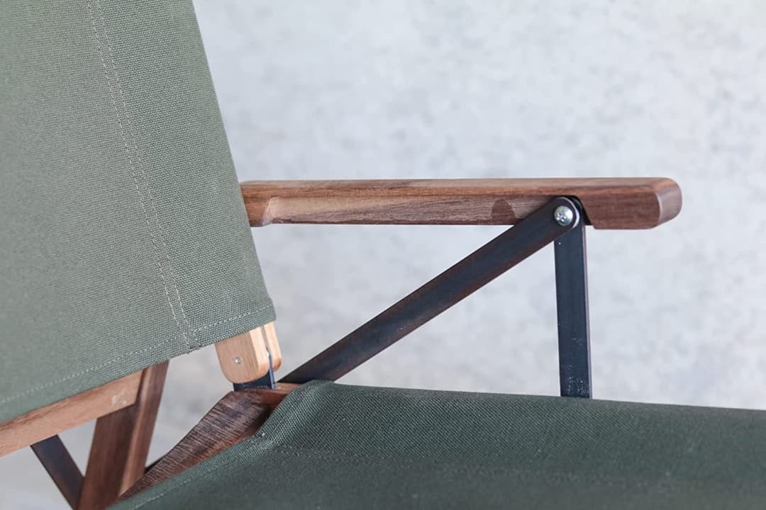 空間をデザインする究極のアウトドアチェア【RASIX LITE ラシックス】