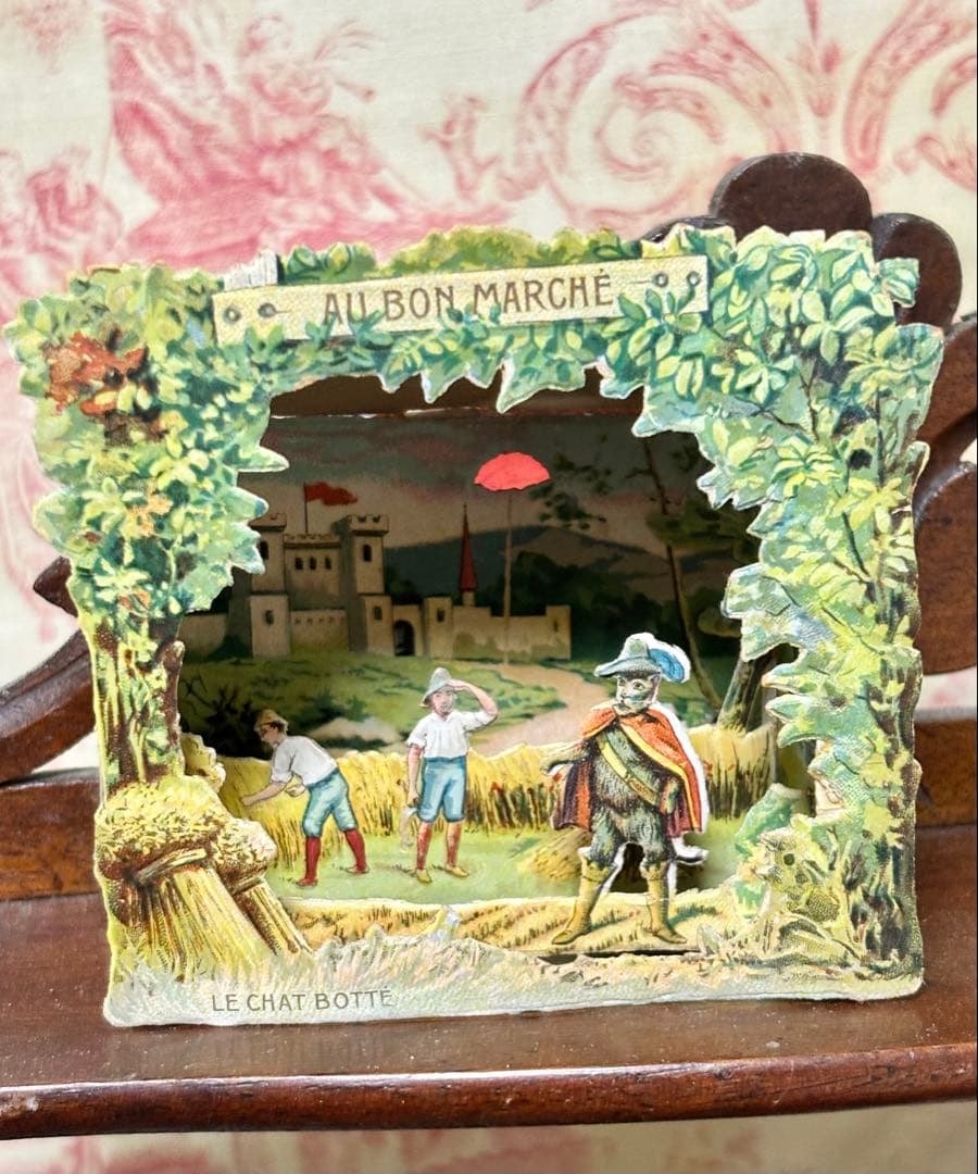 希少フランスアンティーク　ボンマルシェの立体クロモカード　長靴を履いた猫