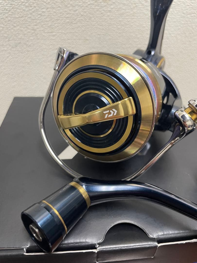 送料込み！超美品！DAIWA SALTIGA 14000-XH リール