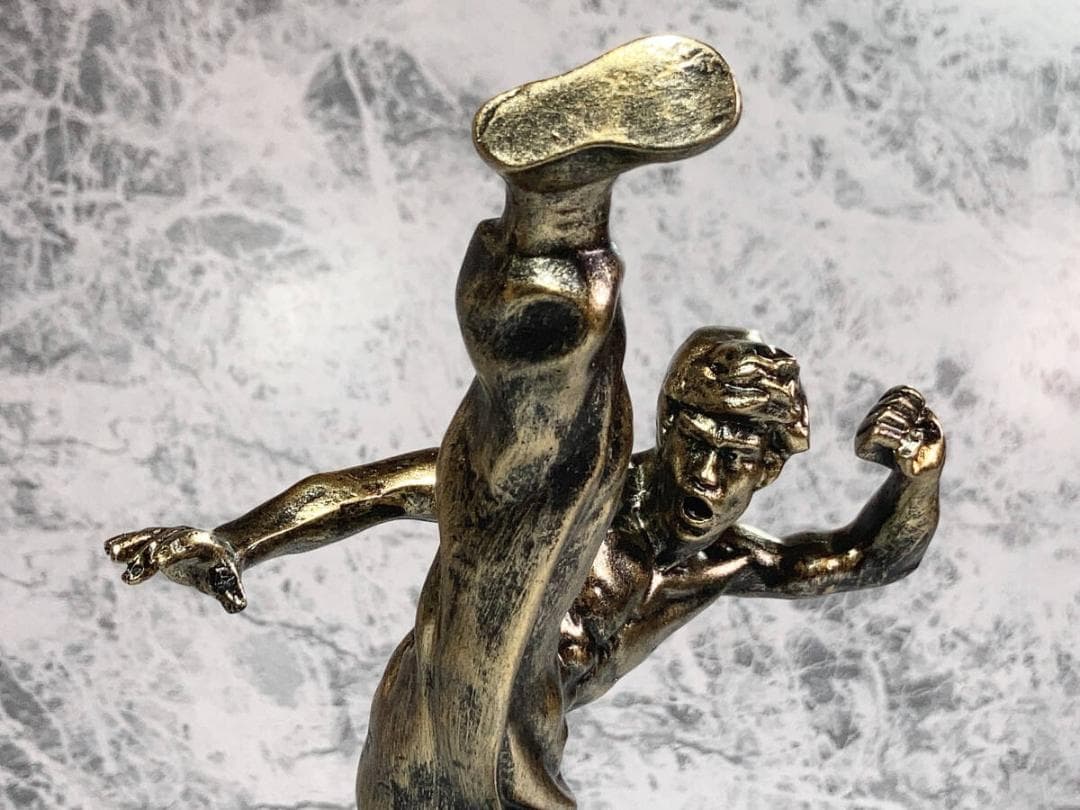 「ブルース・リー　銅像風 フィギュア　ブロンズ」jo-db