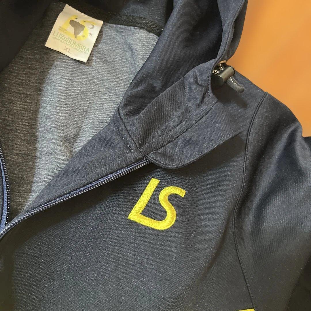 ルースイソンブラ　LUZeSOMBRA 上下セットアップXL大人用