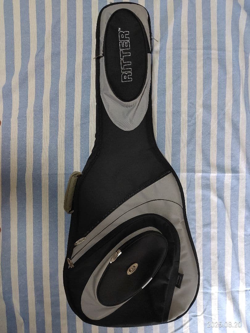 MORRISのドレッドノートタイプ・アコースティックギターW-30日本製美品です