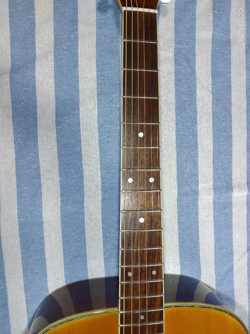 MORRISのドレッドノートタイプ・アコースティックギターW-30日本製美品です