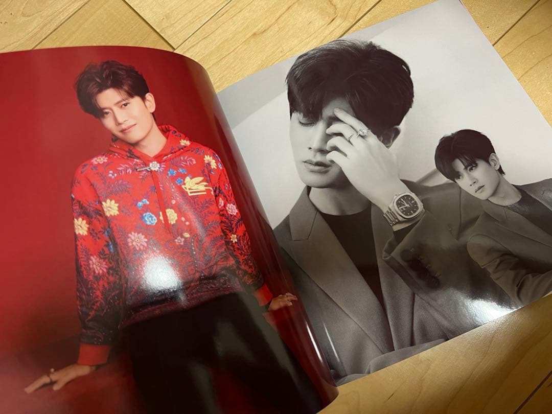 2024(一)アレン・レン（任嘉倫）個人写真集　正方形32p ALLEN写真集