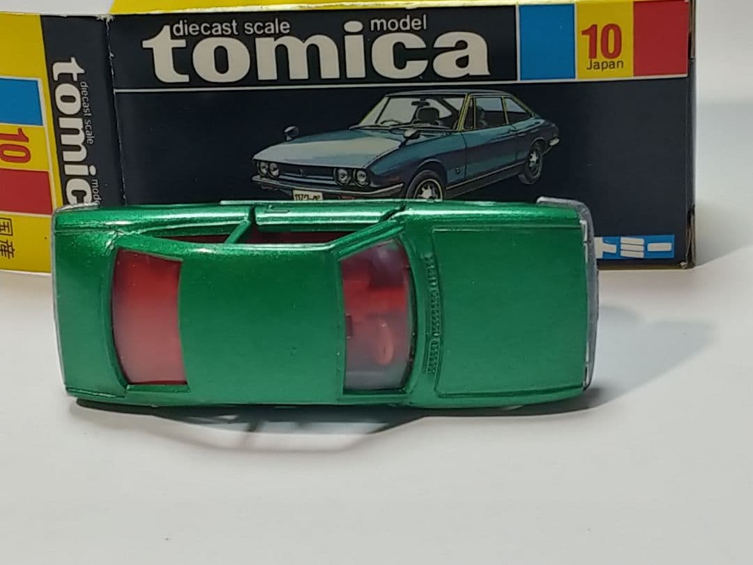 黒箱トミカ 10　いすゞ117クーペ1800XE　美品　日本製　デッドストック