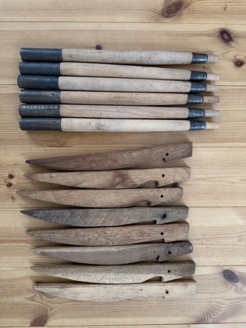 [週末限定値下げ］フランス軍幕　パップテント　木製ポール、ペグ付き