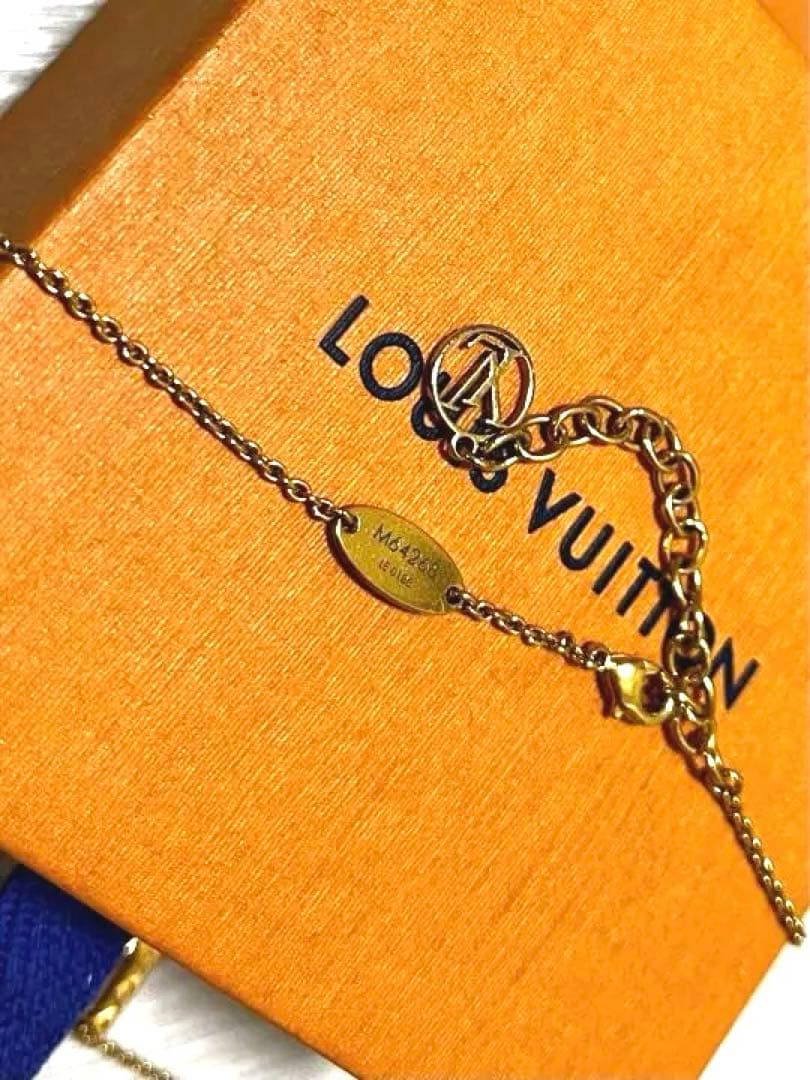 VUITTON ネックレス