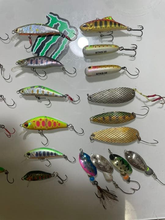 渓流ルアー　　まとめ売り　ルアーセット