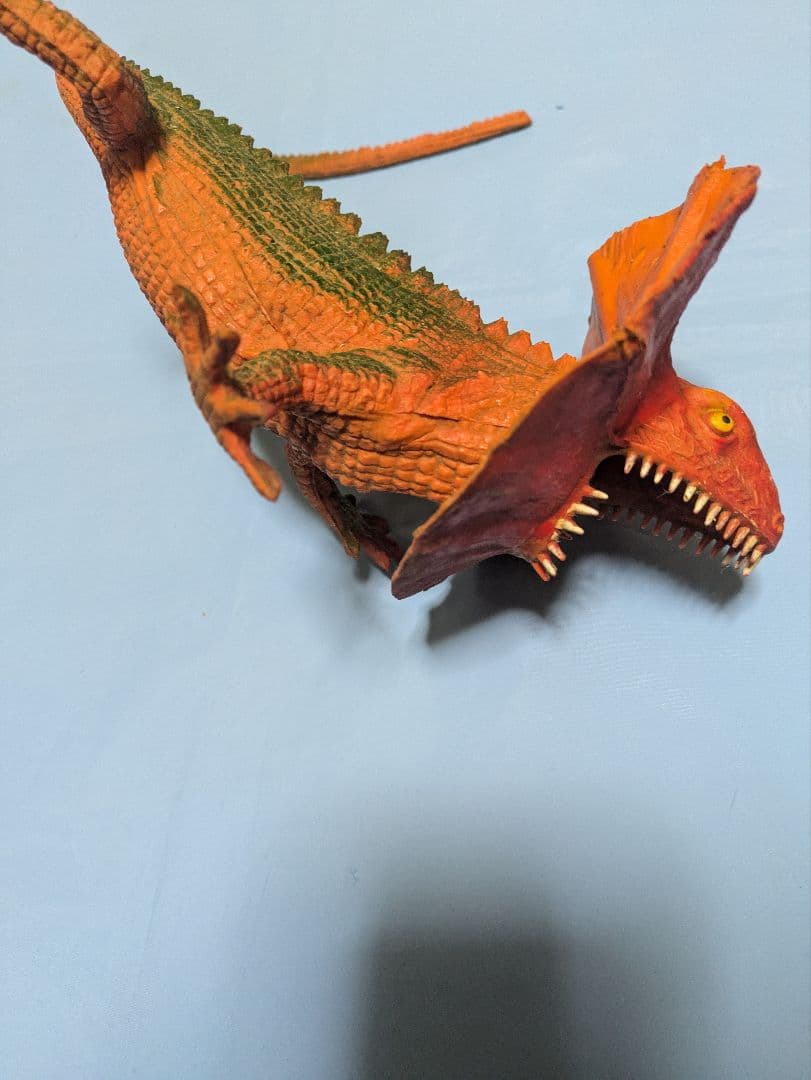 エリマキトカゲ 昔のゴム製フィギュア