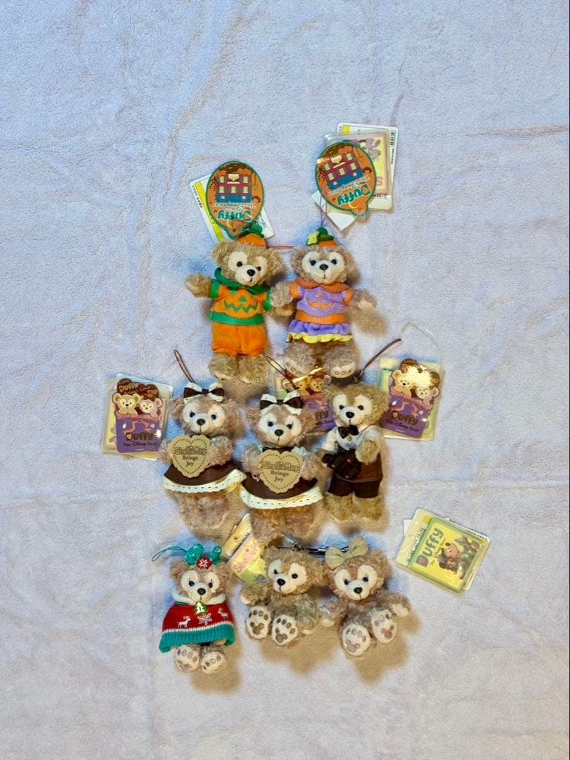 ダッフィー、シェリーメイ　ぬいぐるみバッジ&ストラップ【38点セット】