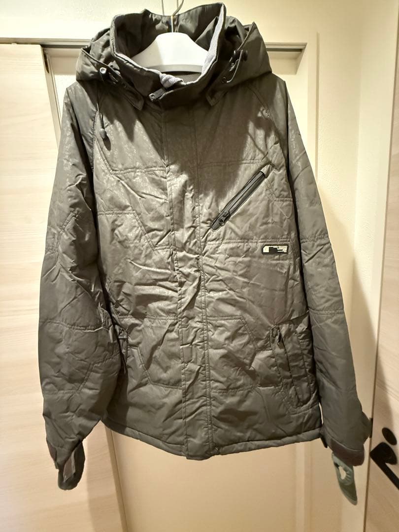 GUSH ガッシュ スノーボードウェア 上下セット