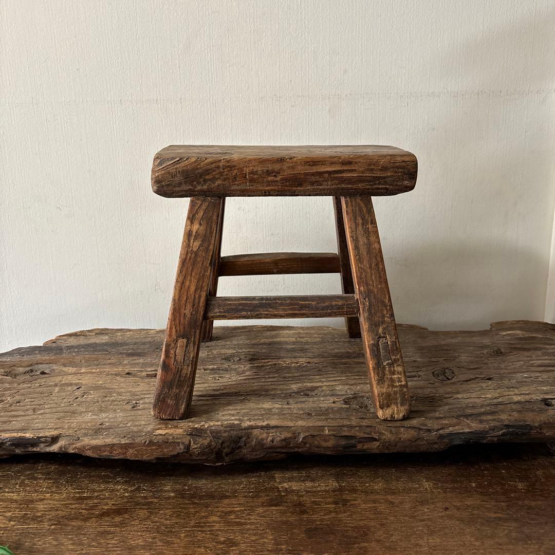朝鮮　李朝　中国　その2 木製小さな踏み台　肘掛　花台　スツール　古民具　骨董