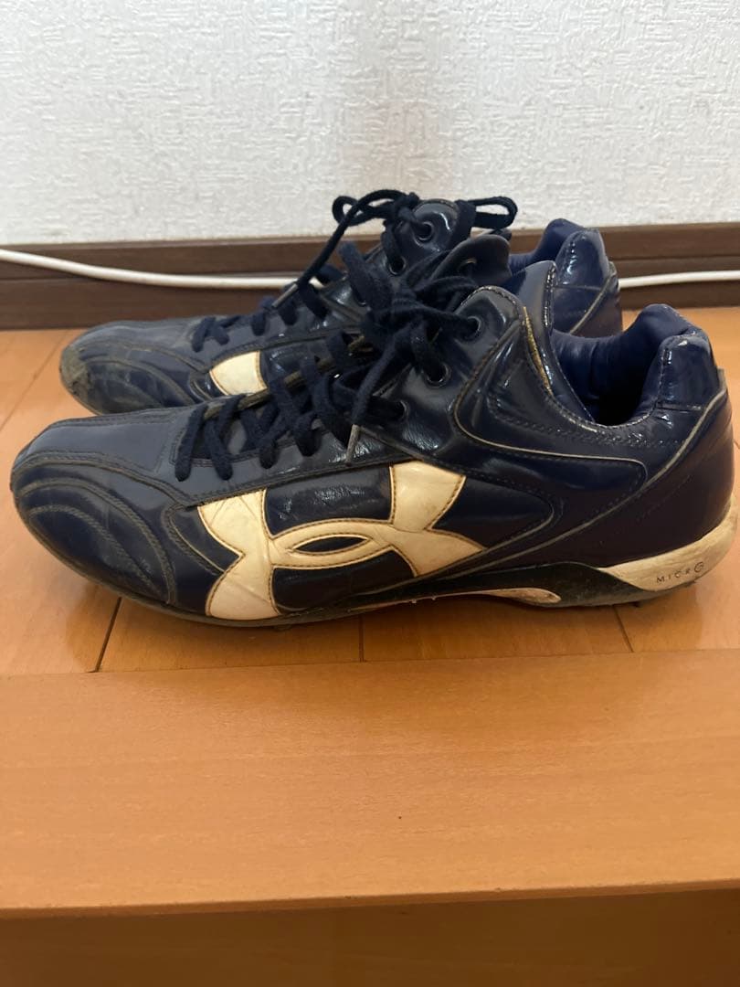アンダーアーマー　野球　スパイク