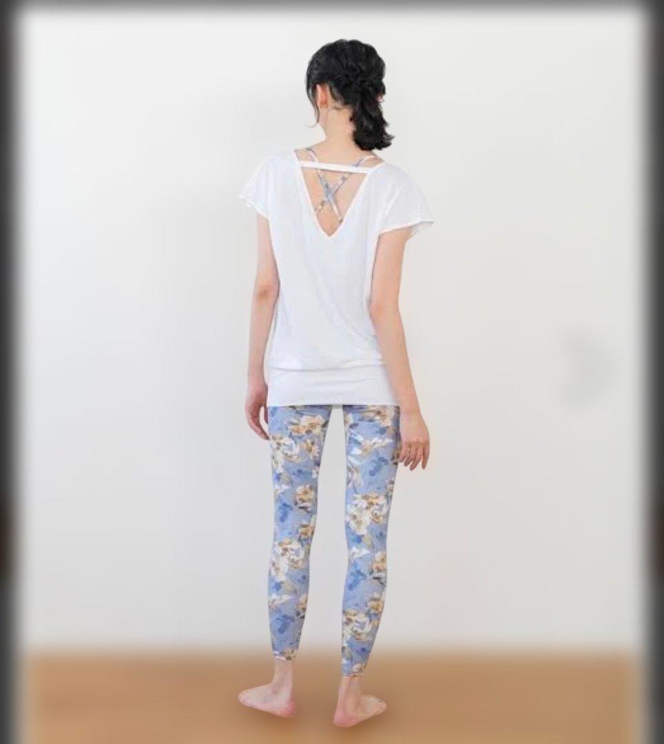 プルオーバー付きブラ&レギンスセットアップ