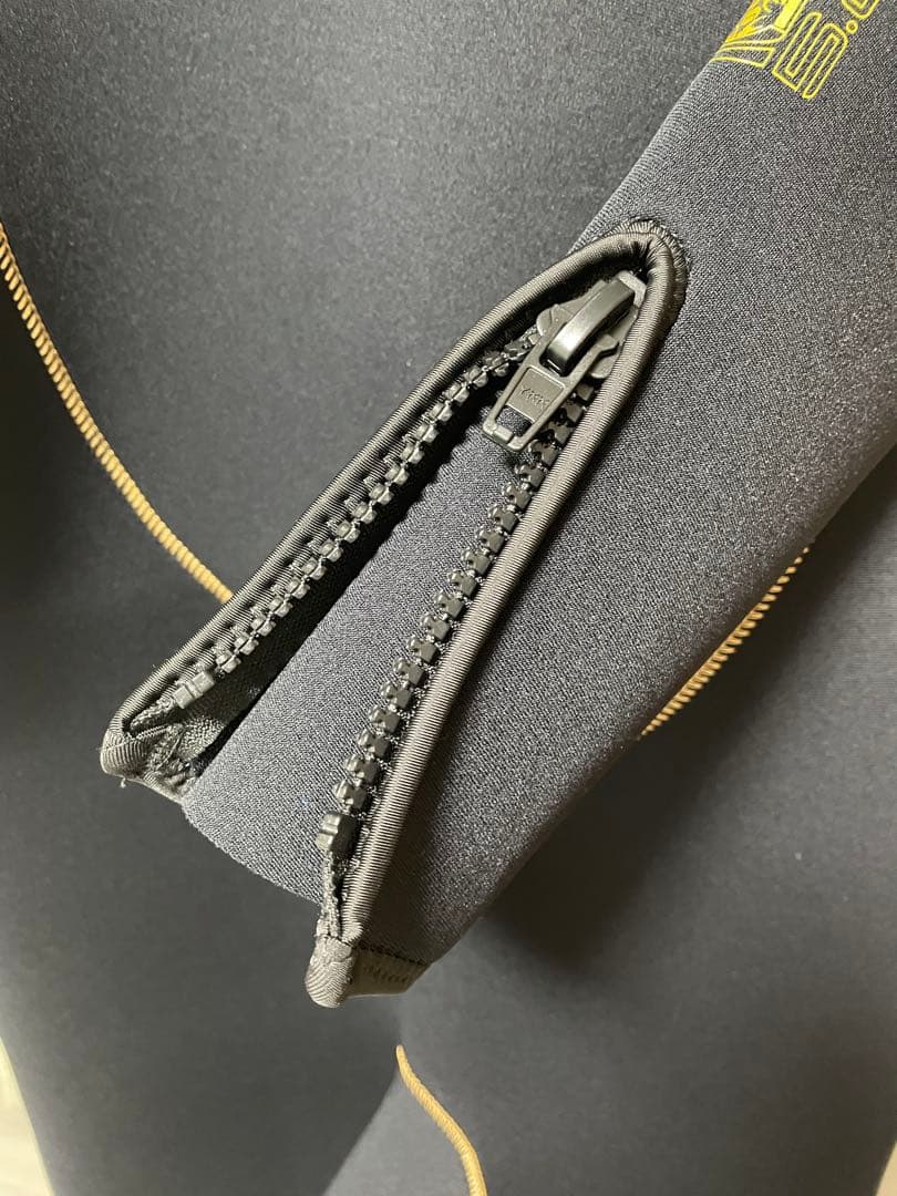 ウェットスーツ ブラック XL