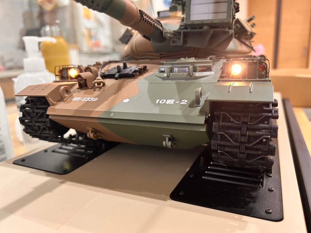 プレミアム定期購読ケース付き　アシェット 陸上自衛隊 74式戦車をつくる