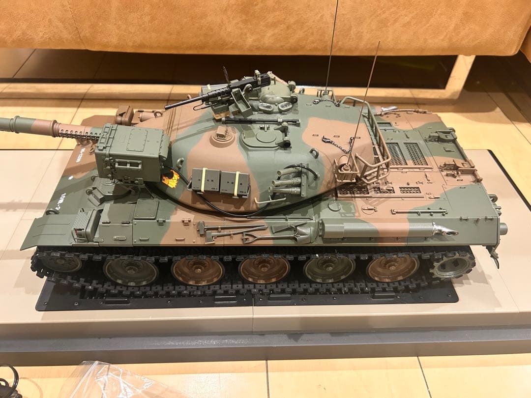 プレミアム定期購読ケース付き　アシェット 陸上自衛隊 74式戦車をつくる