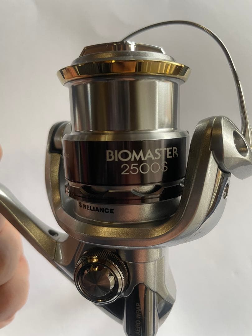 最終値下⭐️超美品シマノSHIMANO11バイオマスター2500Sスピニングリール