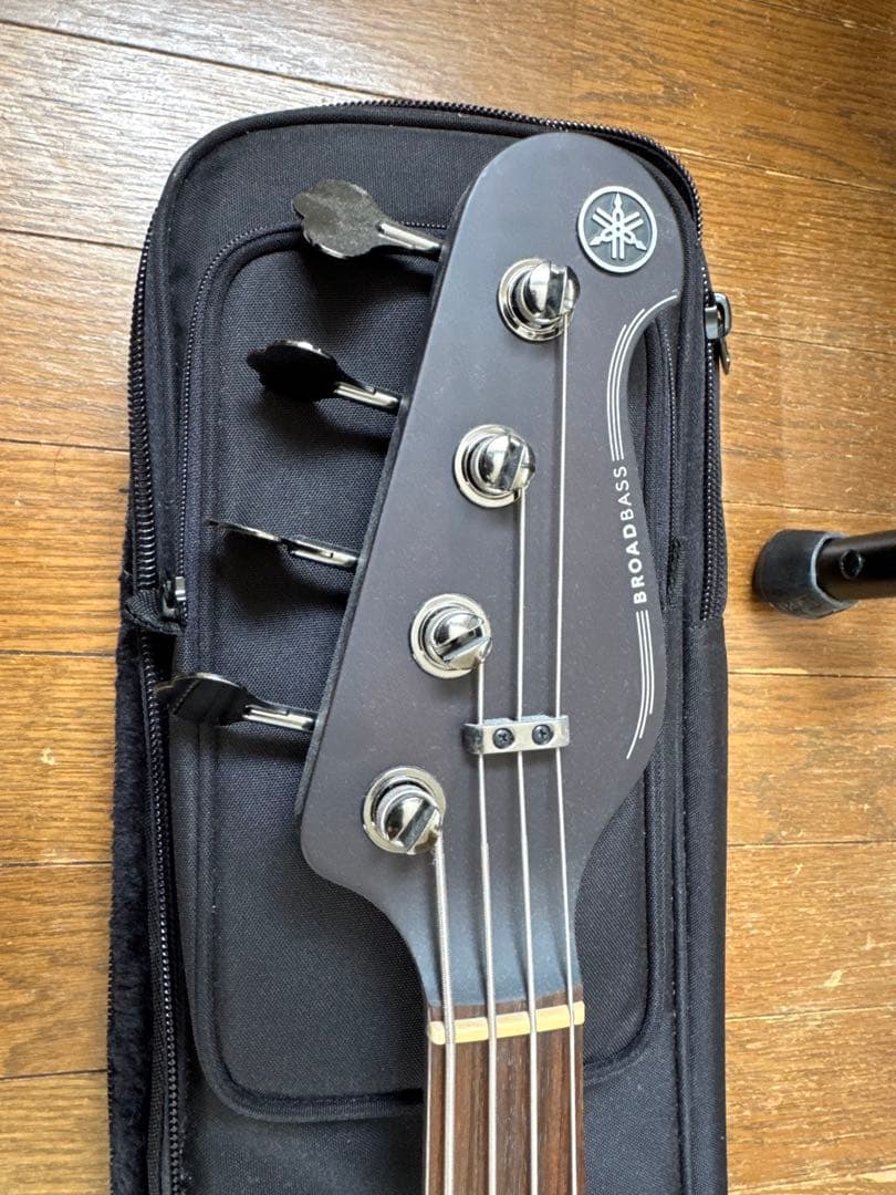 Yamaha bb734a ベース