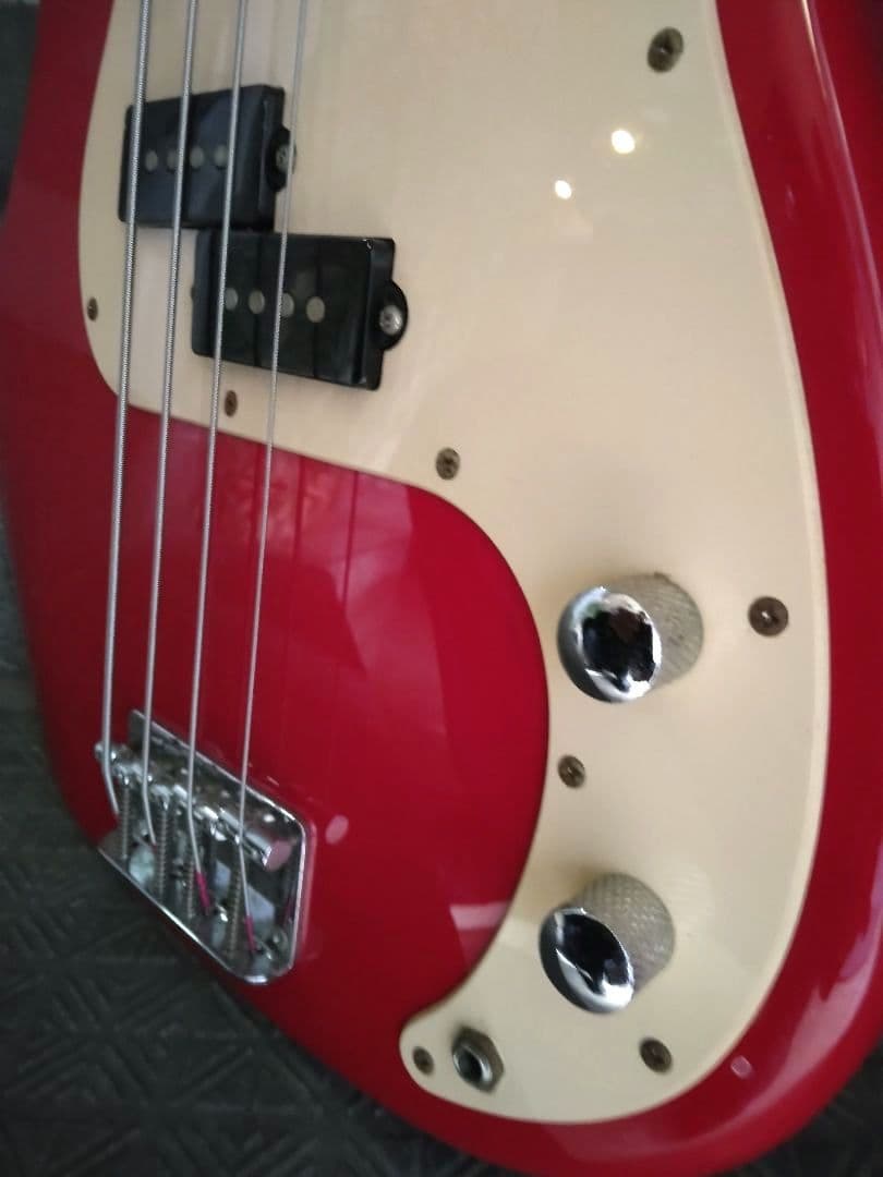 FERNANDESベースギター送料込