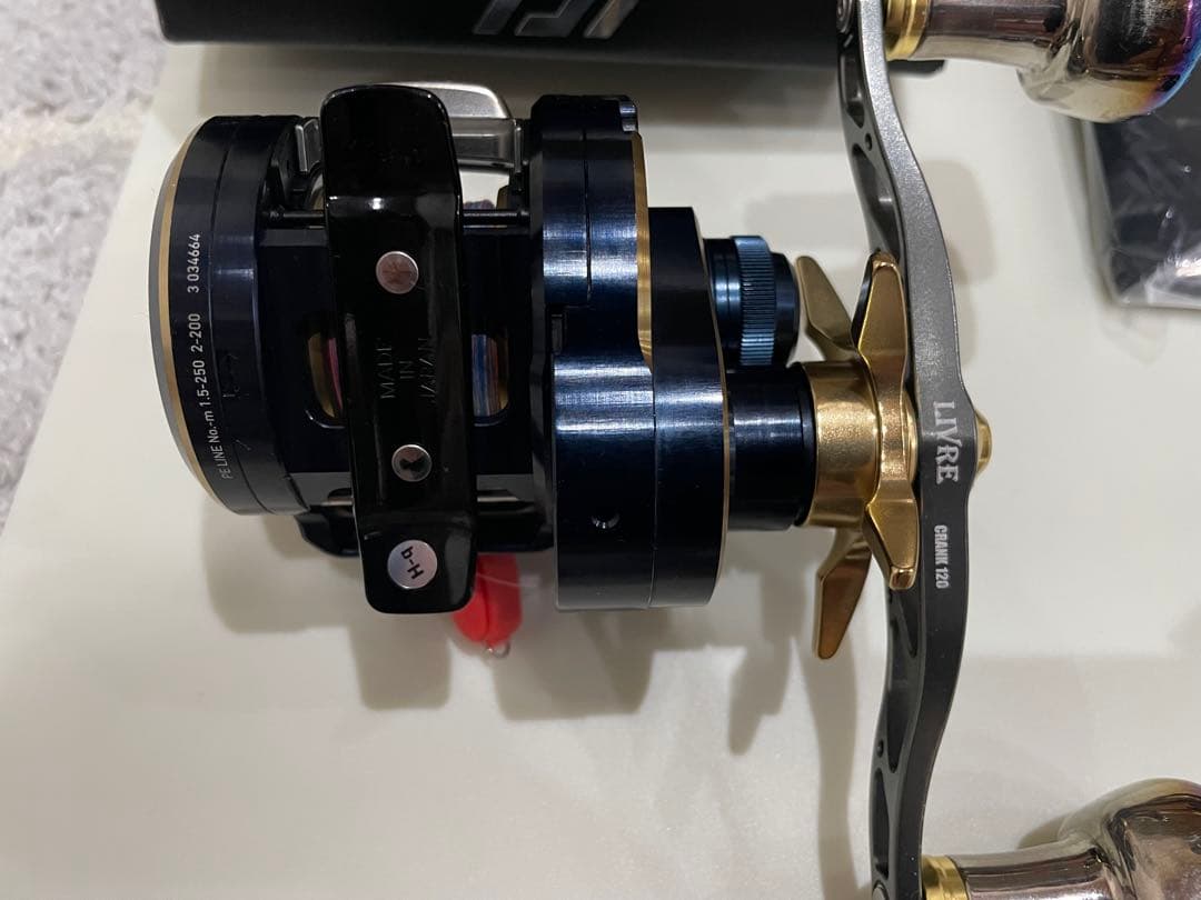 週末セール【美品】DAIWA SALTIGA IC 100P-DH