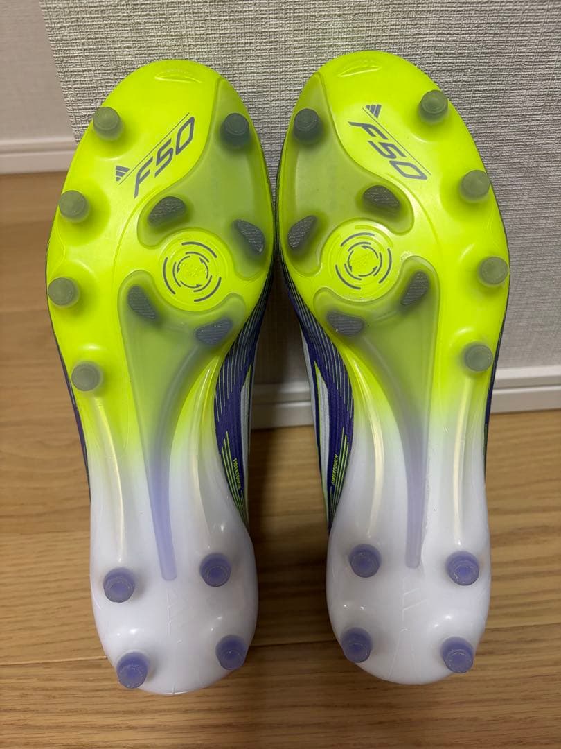 アディダス　F50 elite AG 25cm