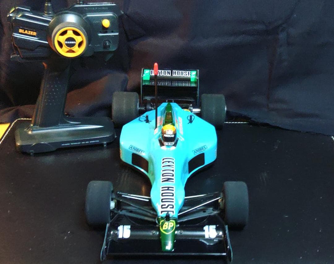 未走行：タミヤF104Wシャーシ・レイトンハウスCG901ボディ・オマケ付