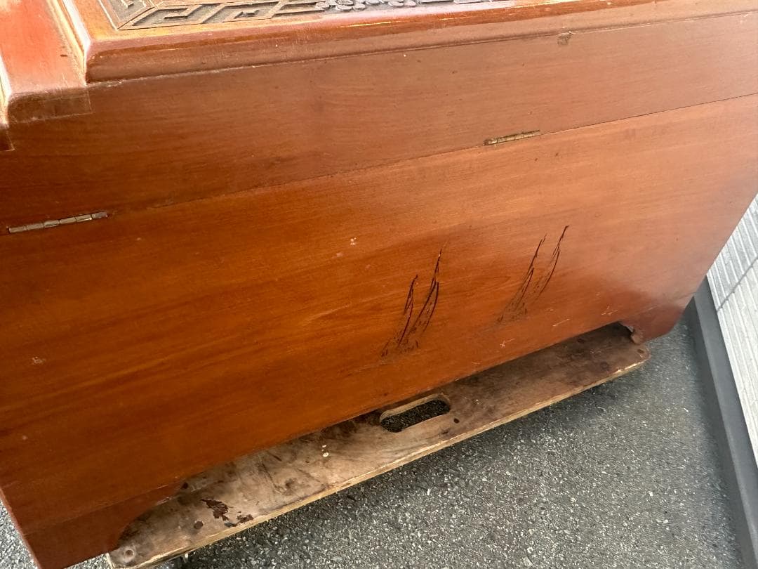 ★当時物 現状品 彫刻 木彫り 木製 大型収納箱 ボックス 古家具 インテリア