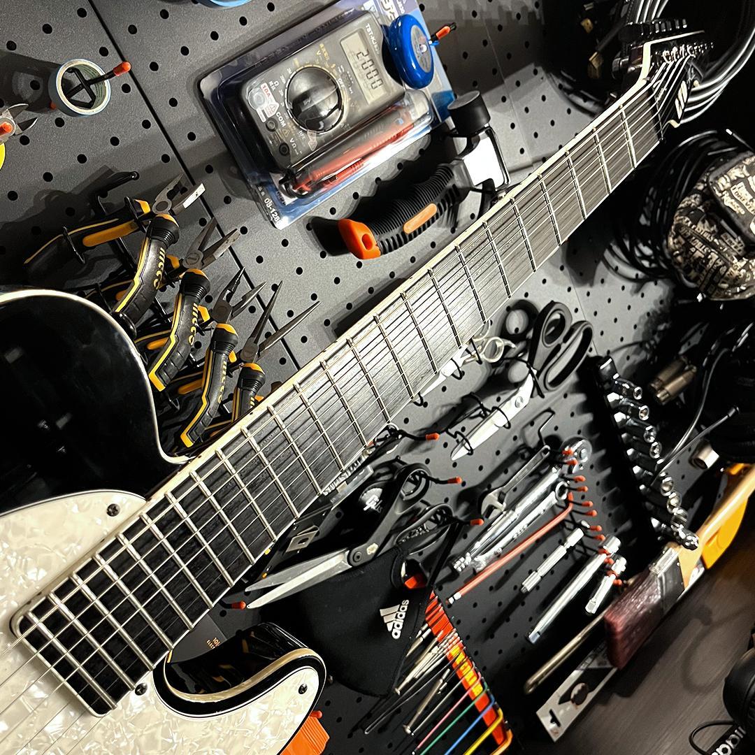 LTD SCT-607B（バリトンスケール7弦ギター）