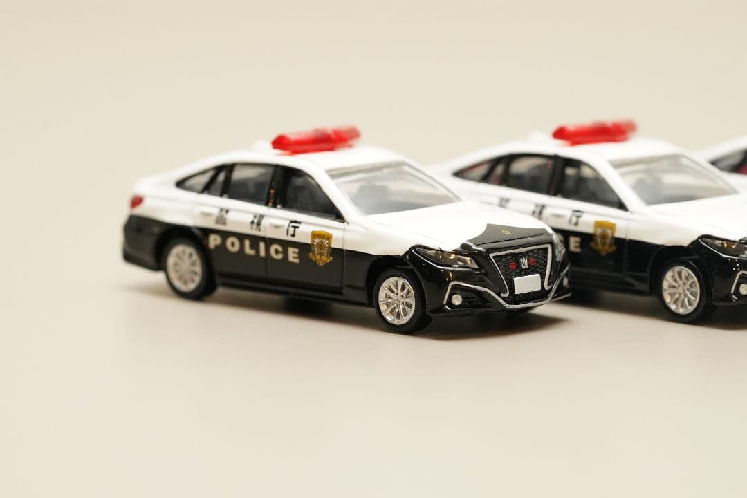 光る！LEDカスタム トミカ パトカー 6台セット