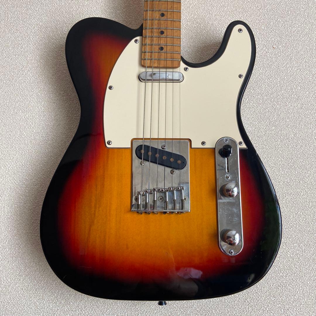 メイプルネック/サンバーストのテレキャスターブランド不明