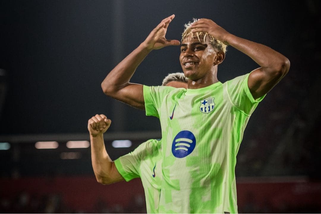 【正規品・オーセンティック】 バルセロナ ユニフォーム 24/25 3rd