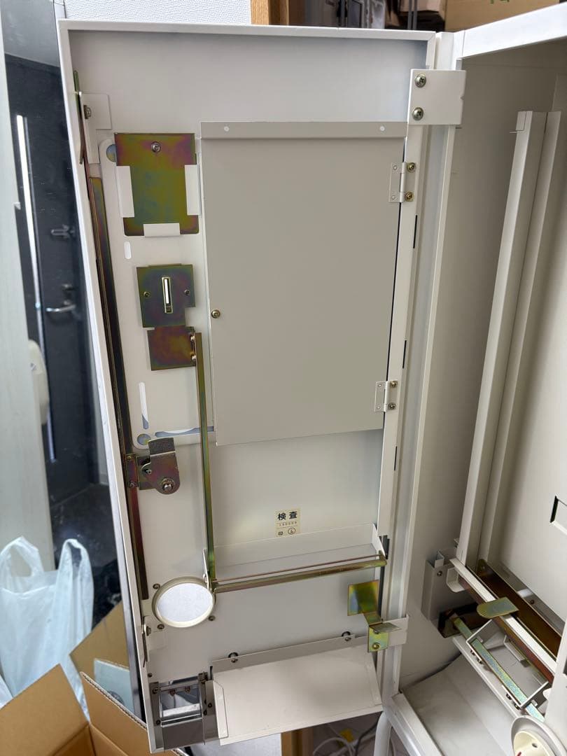 カードガチャガチャマシン　手動式自動販売機　ダイト　DF-8