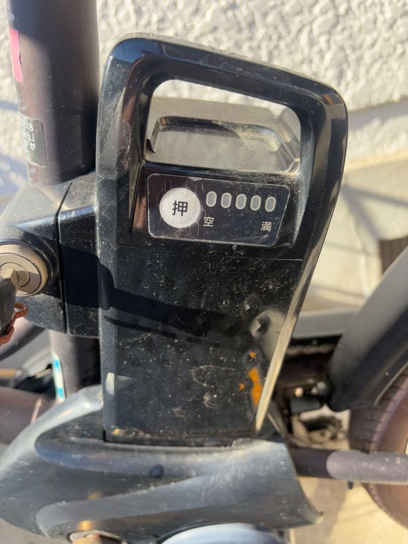 大阪発　電動アシスト自転車 ダークブラウン 前カゴ付き　パナソニック　グリッター