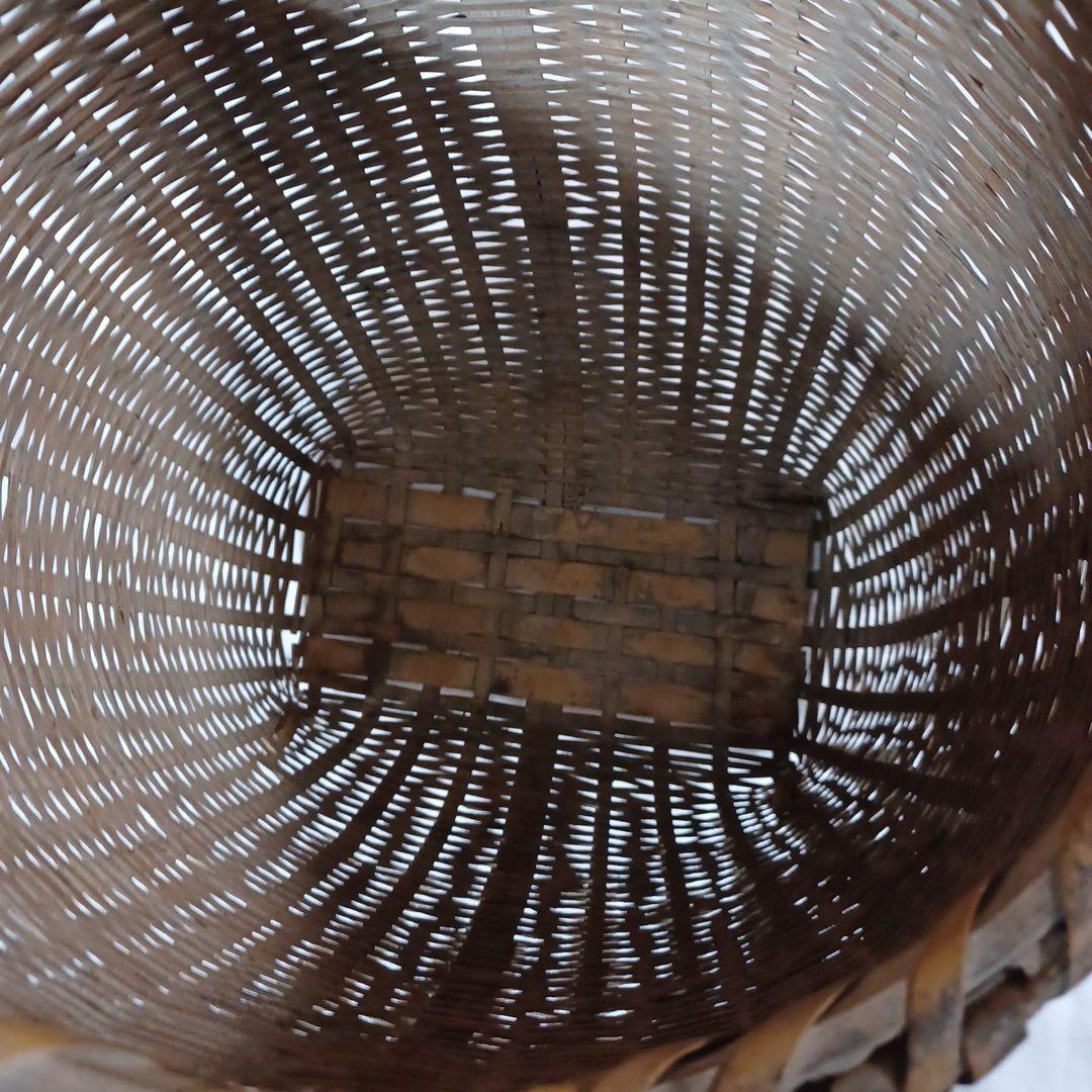 しょいこかご？