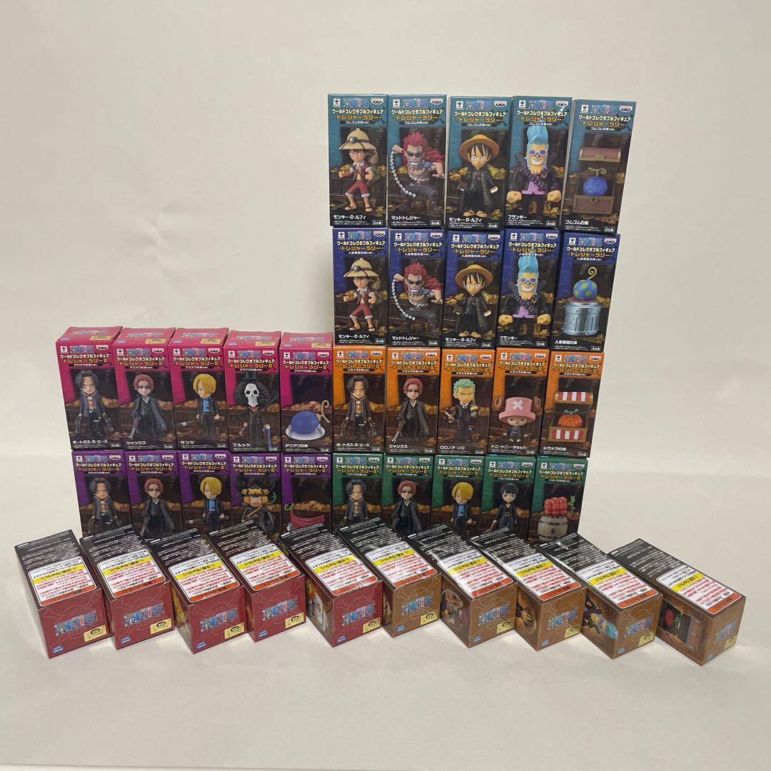 ※超希少　ワンピースワールドコレクタブルフィギュア　トレジャーラリー40体セット